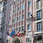 Alcomar Hotel 3*